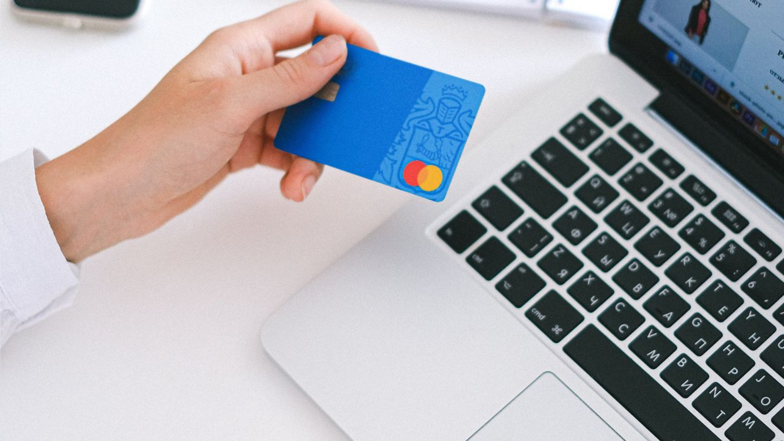 Floa bank success story